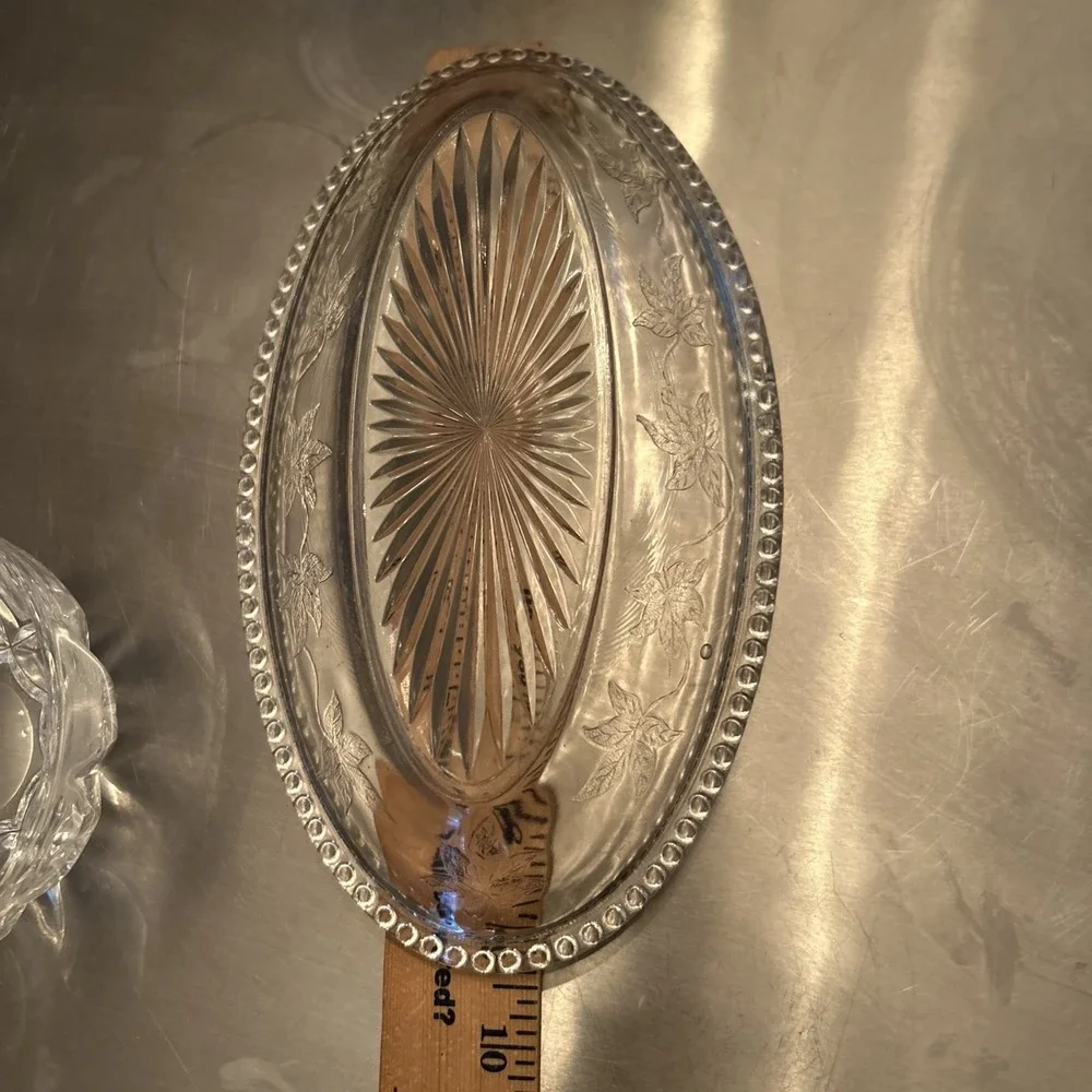Vintage Clear‎ Pressed Glass Ivy Leaf Platter and Starburst Bowls 3 Piece Set